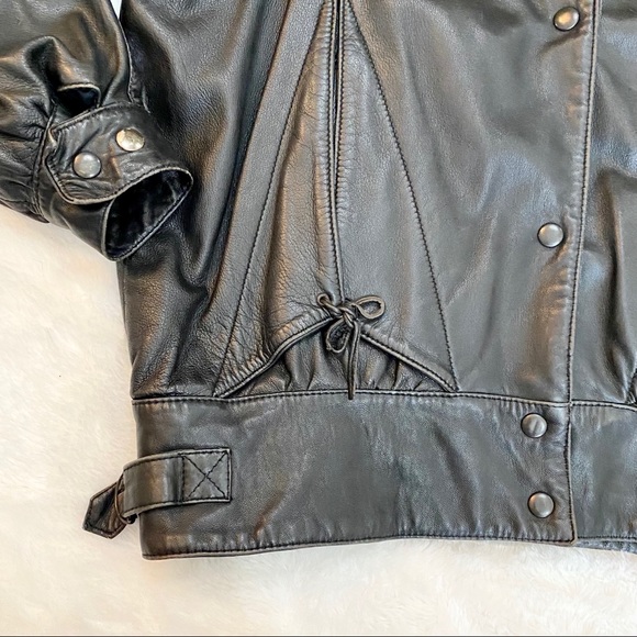 VINTAGE 80s Soft Supple Black Leather Jacket - Picture 3 of 11
